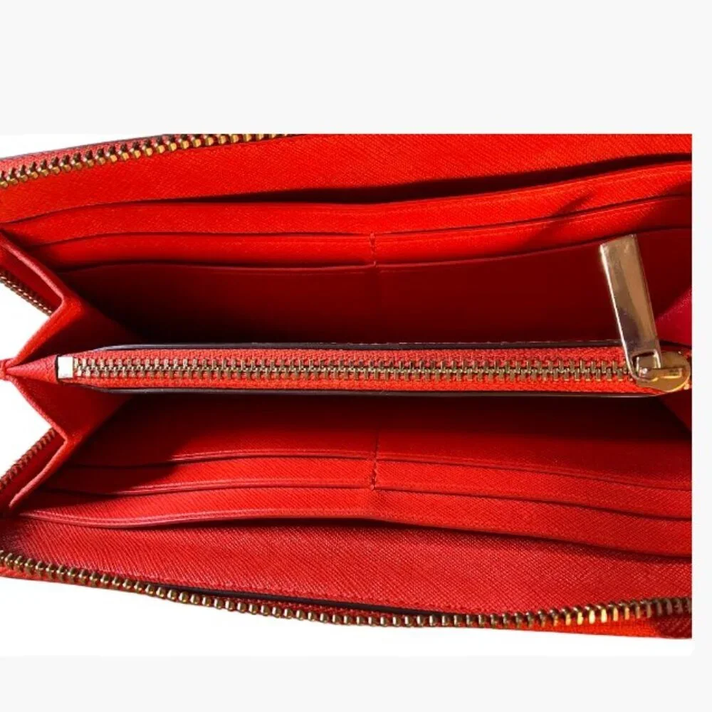 Tory Burch Round Zip Medium Continental Wallet in Red Saffiano Leather EUC